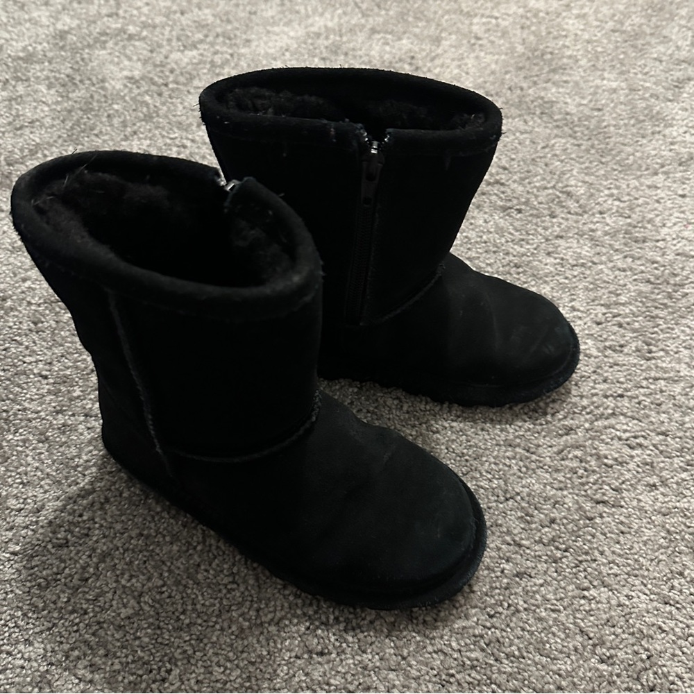 Girls’ Black BearPaw Winter Boots